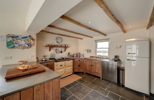 Beesands Cottage | Seaside Cottage - Perfect For Romantic Getaways Throughout The Year