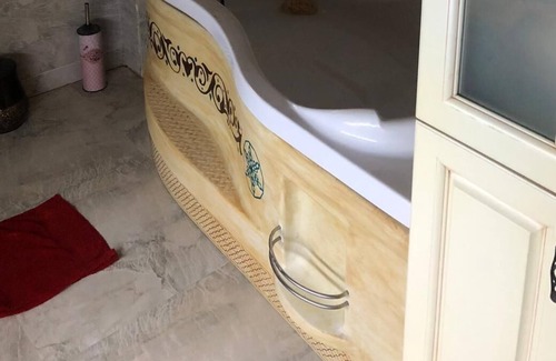 Narlidere Villa | seaside dublex big garden hot tub