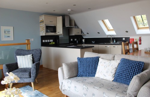 Seaton Apartment | Seaside Duplex Apartment with Amazing Sea Views