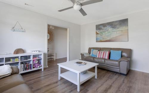 Port Elliot House | Seaside Escape - 4 Brittain St, Port Elliot
