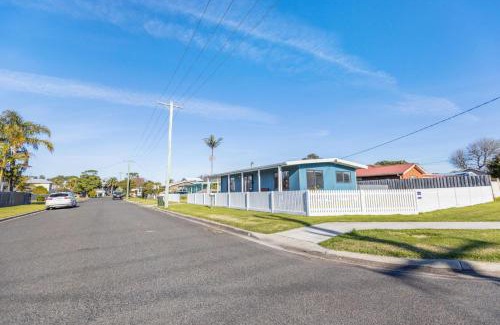 Lakes Entrance House | Seaside Escape