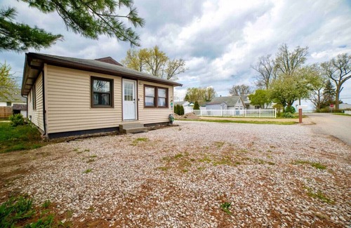 Vermilion Cottage | Seaside Escape Vermilion