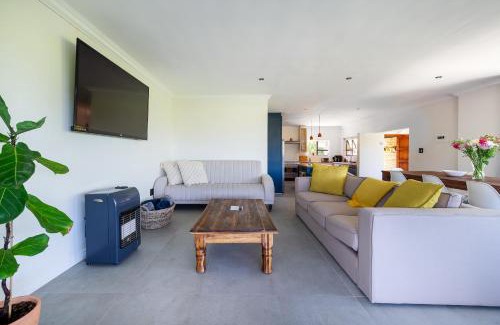 Wilderness Beach House | Seaside Family Villa