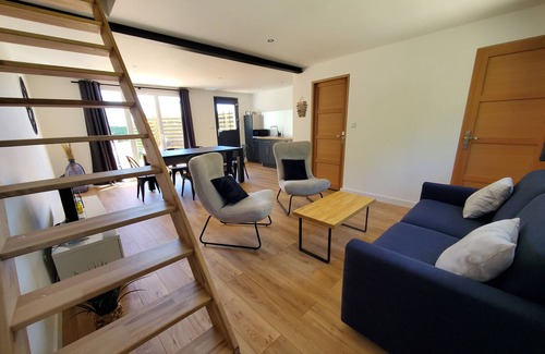 Senneville-sur-Fecamp House | Seaside gite with pool table, parking + (outdoor jacuzzi in summer)