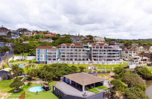 Margate Beach Apartment | Seaside Getaway 2