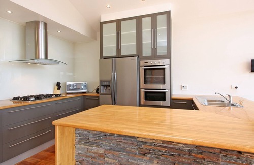 Dromana House | Seaside Getaway Dromana - Perfect for Families
