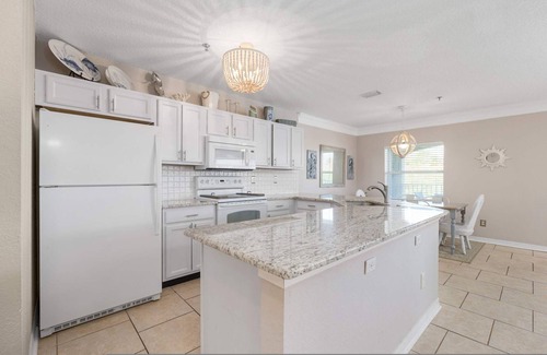 Butler Beach Apartment | Seaside Haven Stylish Condo 3 Pools New Rental
