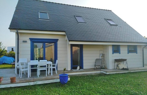 Saint-Mathieu House | Seaside home