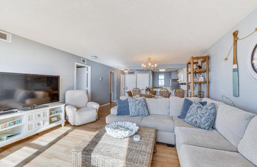 Indian Beach Apartment | Seaside Indian Beach Getaway with Balcony and Views!
