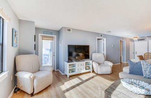 Indian Beach Apartment | Seaside Indian Beach Getaway with Balcony and Views!