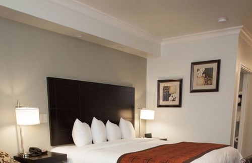 Marina District Hotel | Seaside Inn