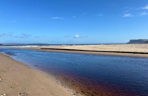 Ballycastle Apartment | Seaside Marine First Floor Apartment