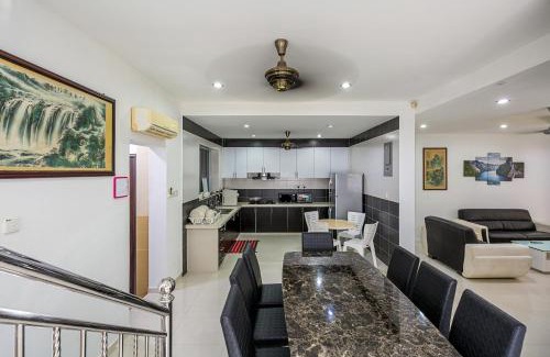Tanjung Bungah Villa | Seaside Private Bungalow, Tg Bungah