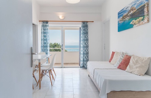 Kavos Hotel | Seaside Resorts