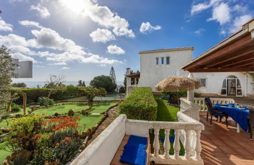 Luz Villa | Seaside Retreat Casa Romana