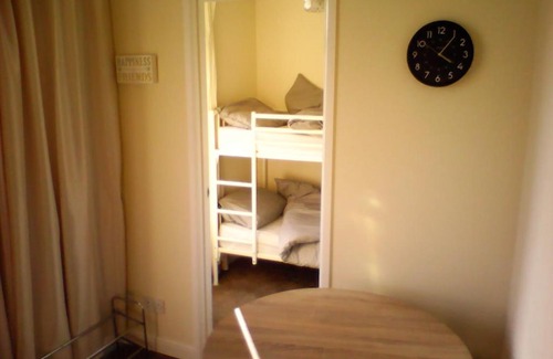 Beverley Ski Chalet | SEASIDE RETREAT Holiday COTTAGE BRIDLINGTON