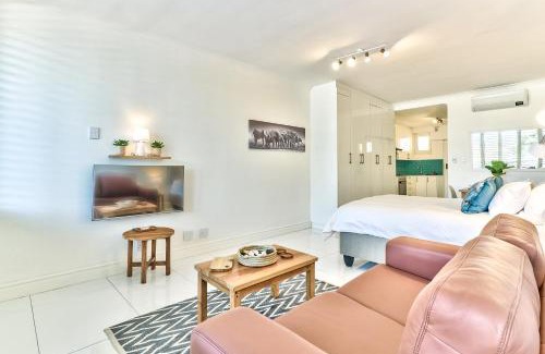 Three Anchor Bay Apartment | Seaside Retreat with Amazing Views and No Loadshedding