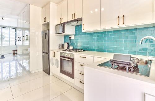 Three Anchor Bay Apartment | Seaside Retreat with Amazing Views and No Loadshedding