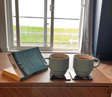Llanelli Apartment | Seaside Serenity