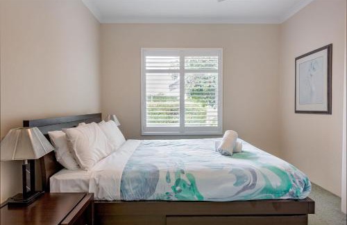 Dunsborough House | Seaside Serenity Villa