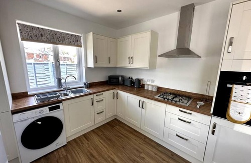 Hornsea House | Seaside Snug - Gorgeous 2 Bed Seaside Bungalow