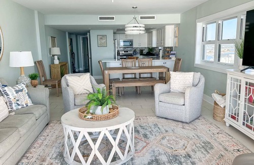 Wrightsville Beach Condo | Seaside Solace: Panoramic Views! Oceanfront Condo, King Bed, Pool, Tennis,Cabana
