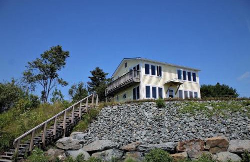 Ellsworth House | Seaside Spindle Cottage