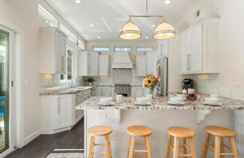 Beach Barber Tract House | Seaside Spiral
