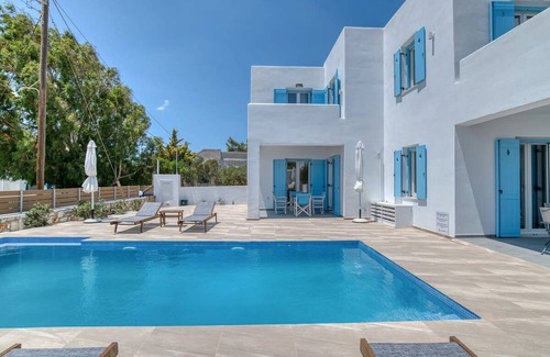 Aliki Apartment | Seaside Splendor - Apollo s Poolside Retreat