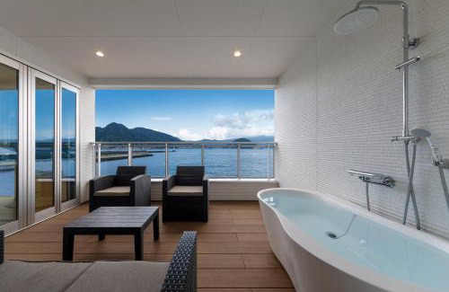 Numazu House | SEASIDE TERRACE SUN