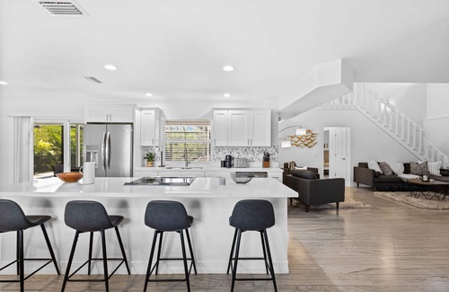 Fort Myers Villa | Seaside Villa Coral Point, renovated, south facing, in 2 minutes on open river