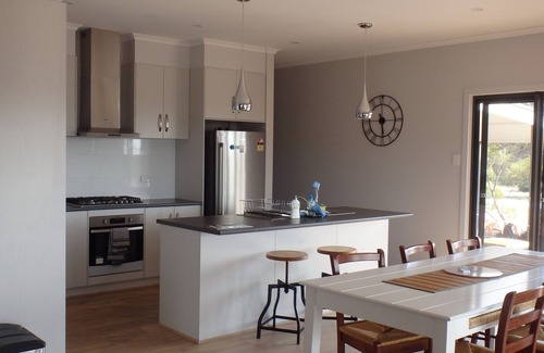 Baudin Beach House | Seaside village, close to Penneshaw, surrounded by scenic beaches and wildlife.