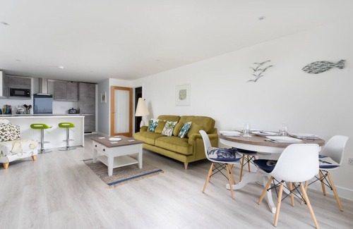 Praa Sands Apartment | Seasky Luxury Apartment With Sea Views Praa Sands