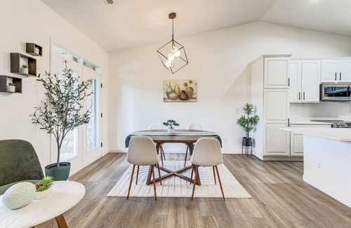 Aurora Condo | Seasonal Pool, Balcony: Quiet & Cozy Aurora Condo!