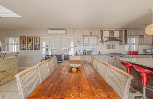 Calypso Beach House | Seasons of Serenity, Langebaan 8-sleeper