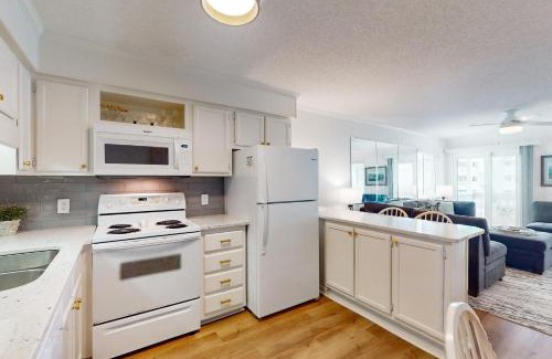 Morehead City Apartment | Seaspray 242