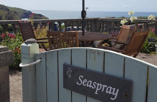 Mullion Cottage | Seaspray - Excellent sea views of Mullion Cove, escape, relax and enjoy!