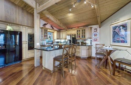 Gualala House | 'Seaspray' - Executives Personal Oceanfront Getaway!