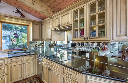Gualala House | 'Seaspray' - Executives Personal Oceanfront Getaway!