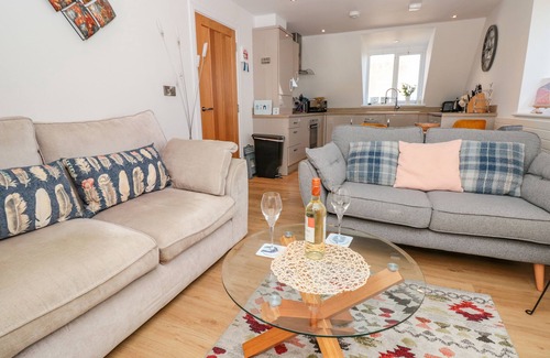Dartmouth Cottage | Seaspray