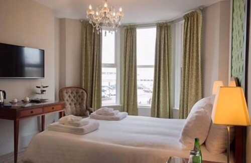 Bexhill-on-Sea Bed & Breakfast | Seaspray Rooms
