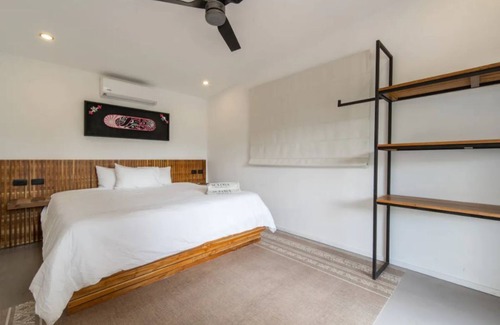 Playa Santa Teresa Resort | Seataya Villas - Ocean & Jungle