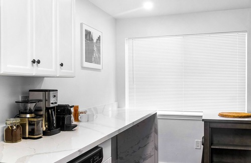 North Beacon Hill Apartment | Seattle Cloud 2BR Prime Location