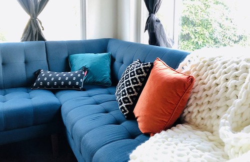Columbia City Apartment | Seattle’s Historic Colombia City Neighborhood - Walk to Light Rail!