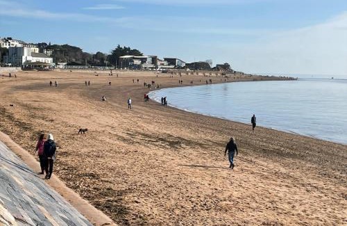 Exmouth Apartment | Seaview Apartment with parking