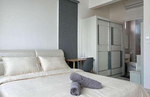 Seri Tanjung Pinang House | Seaview Beautiful Rooms