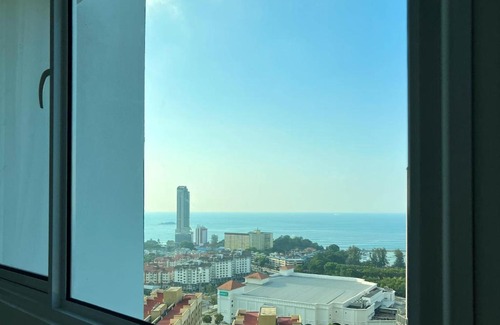 Seri Tanjung Pinang House | Seaview Beautiful Rooms