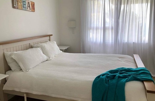 Mokau House | Seaview Cottage. A cosy relaxing cottage, close to Mokau.