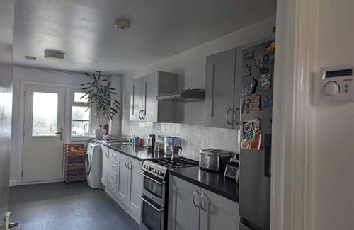 Brighton House | Seaview/downs National Park & Free Parking