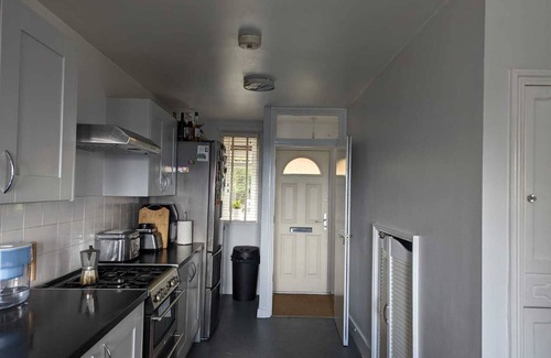 Brighton House | Seaview/downs National Park & Free Parking